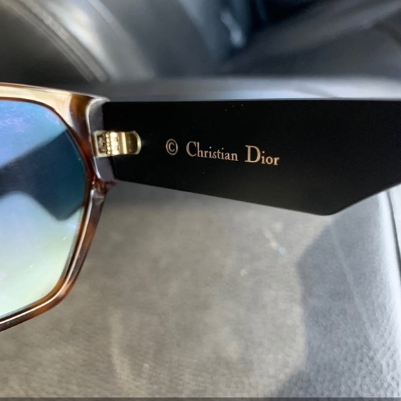 Dior Sunglasses - Picture 2 of 5